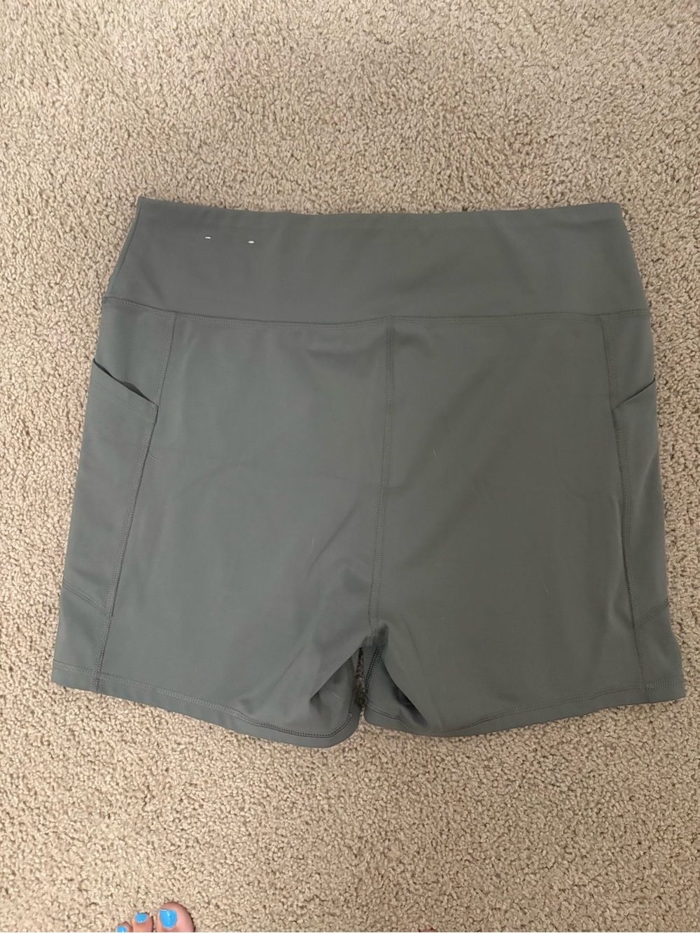 American Eagle The Everything Pocket Bike Short - Gray Green - Picture 3 of 3